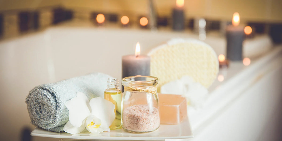 5 Amazing Benefits of Sea Salt Baths (And How to Make Your Own)